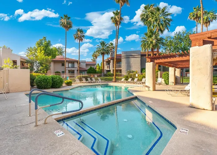 Holiday home 2br Near Golf, Shopping & Nightlife Scottsdale