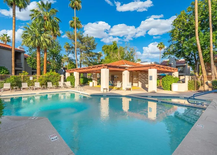Holiday home 2br Near Golf, Shopping & Nightlife Scottsdale